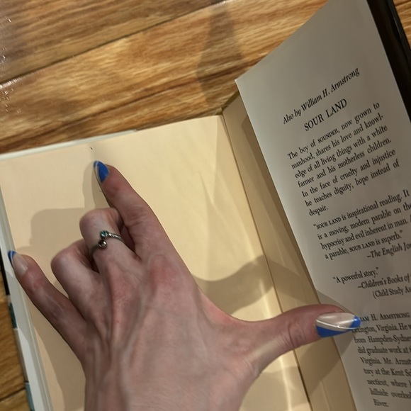 Sounder by William H. Armstrong - Book - Picture 5 of 7